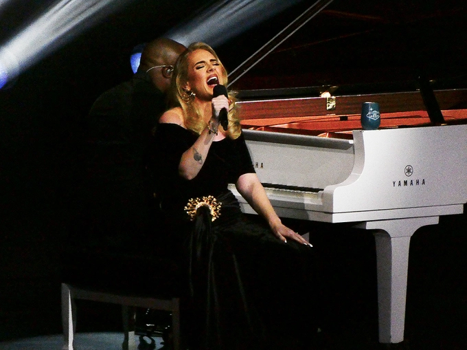 adele las vegas mega 1 Adele has announced that she will be continuing her Las Vegas performances, she will be returning to the stage in June.