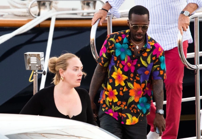 adele rich paul yacht backgrid gal2 Adele has announced that she will be continuing her Las Vegas performances, she will be returning to the stage in June.