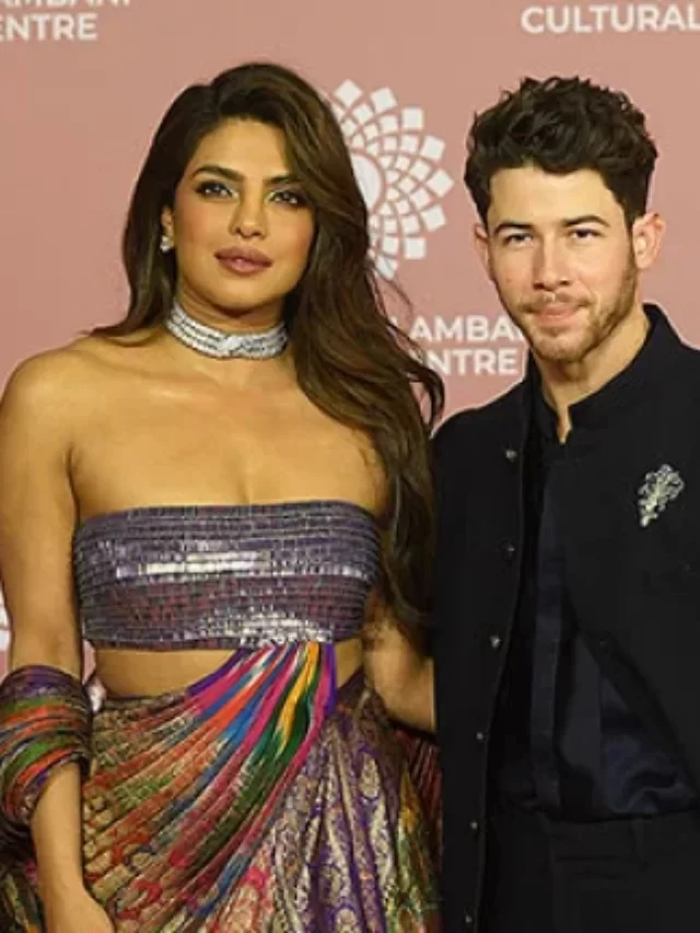 Priyanka Chopra and Nick Jonas attended a gala event in Mumbai, India, where they turned heads with their stunning outfits.